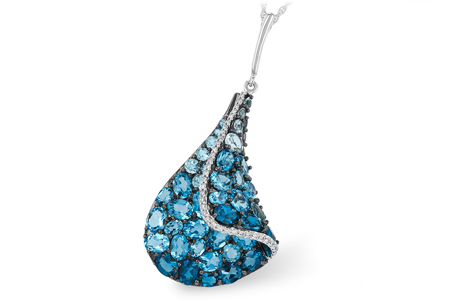 A215-14040: NECK 4.81 BLUE TOPAZ 4.94 TGW