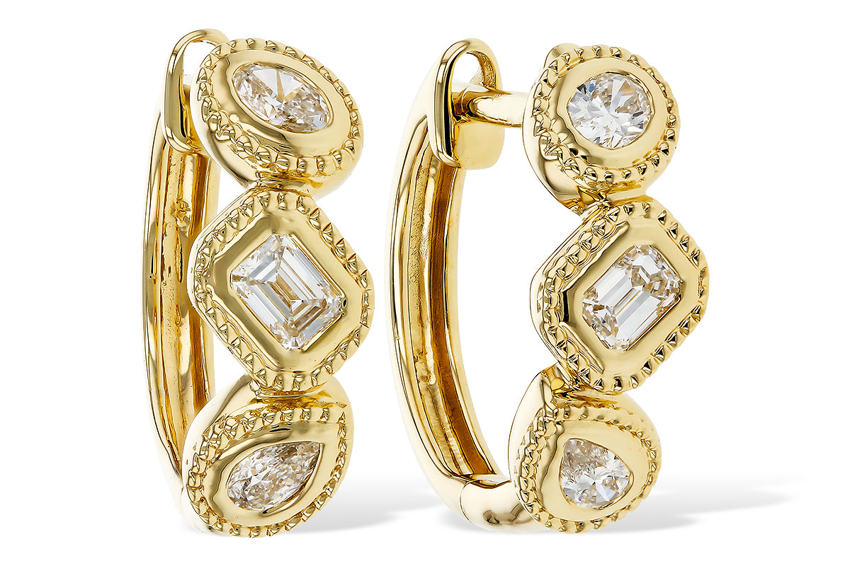 A302-44077: EARRINGS .42 TW FANCY CUT DIAS