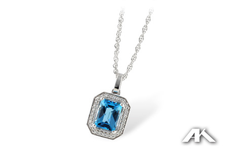 B215-12204: NECK 1.75 BLUE TOPAZ 1.86 TGW