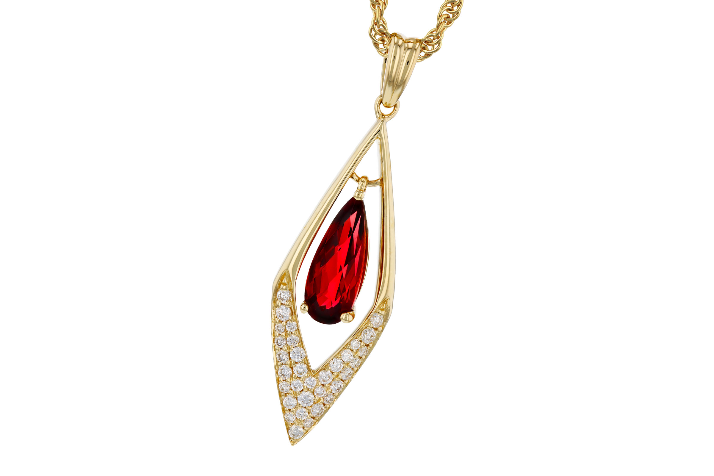F303-29476: NECK .93 GARNET 1.10 TGW (10x4MM GAR)