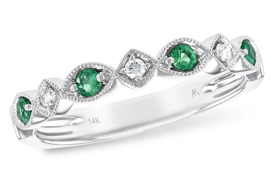 G212-44085: LDS WED RG .15 EMERALD .21 TGW