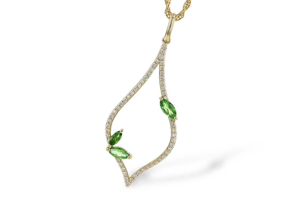 G217-88622: NECK .35 GREEN GARNET .55 TGW