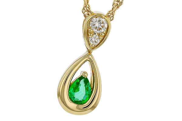 G302-40413: NECKLACE .10 EMERALD .16 TGW (4x3 EMER)