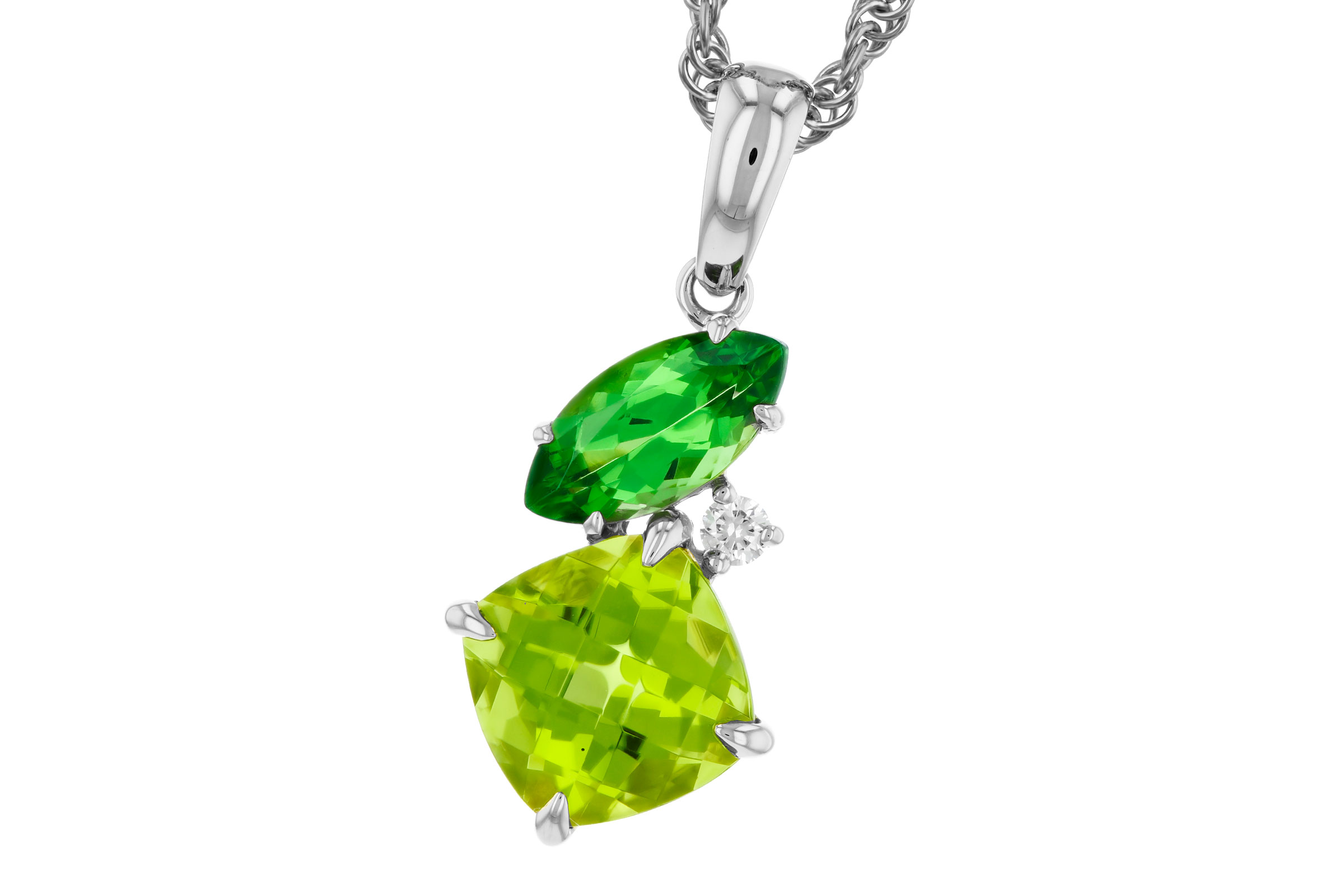 H303-30385: NECKLACE 1.97 TW SEMI-PREC (PER,TSAV) 2.00 TGW