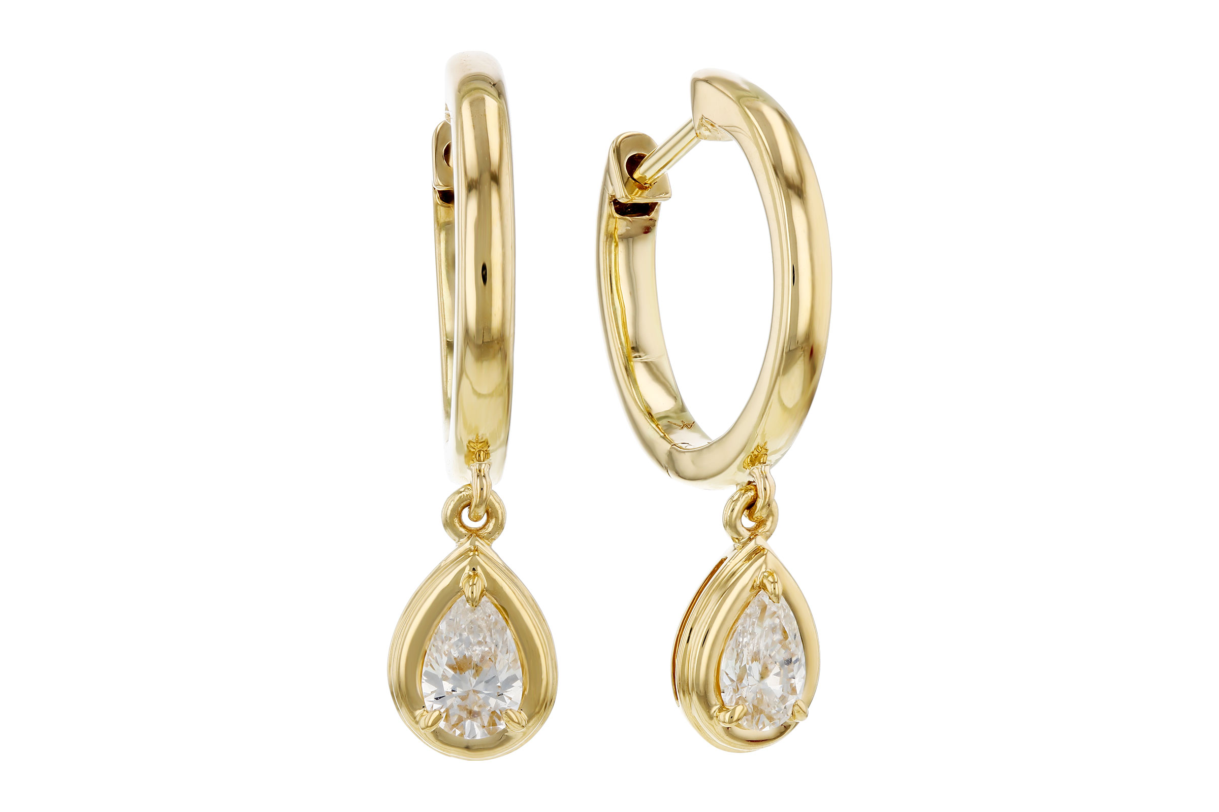 L303-30376: EARRINGS .42 TW PEAR SHAPE DIAS