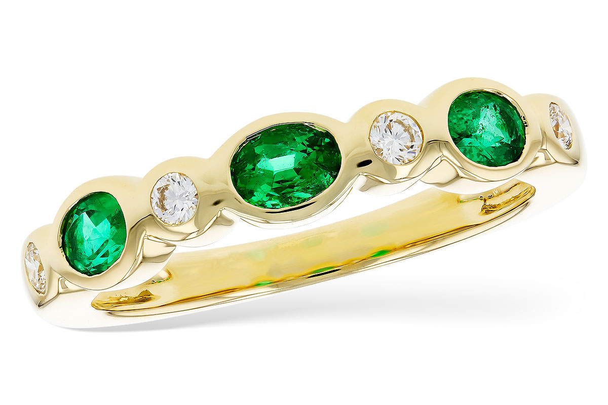 M303-27703: LDS WED RG .43 EMERALD .56 TGW